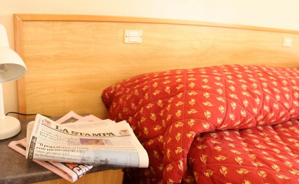 Albergo Savoia Ospedaletti Εξωτερικό φωτογραφία
